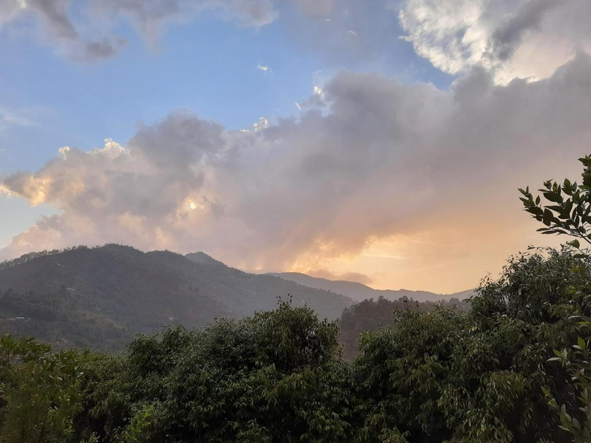 Mukteshwar Grand Retreat Exteriör bild