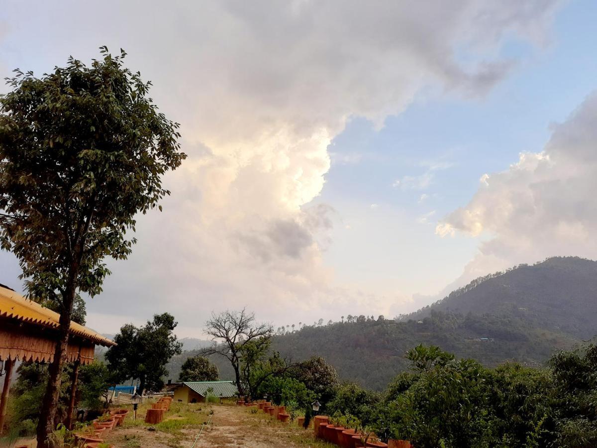 Mukteshwar Grand Retreat Exteriör bild